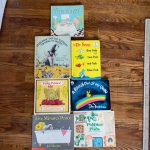 Assortment of 7 children’s books